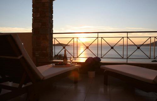 Thea Hotel - Studios & Suites - Photo 25