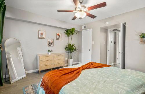 Towne Plaza Apartments #111 in the Galleria Area - Foto 2