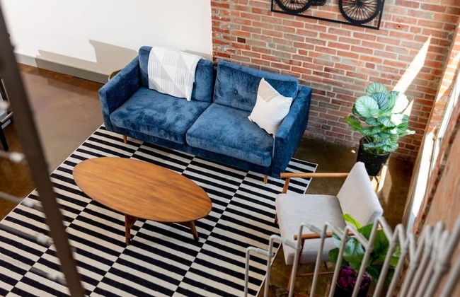 Trendy 1 BR Loft apt Downtown With Exposed Brick - Foto 18