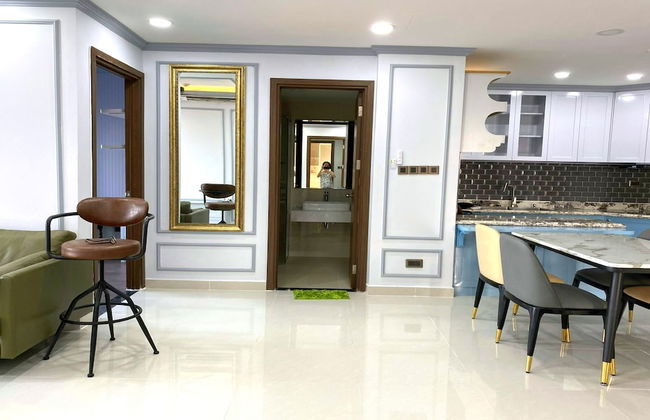 Sunny Saigon Apartments & Hotel - Photo 17