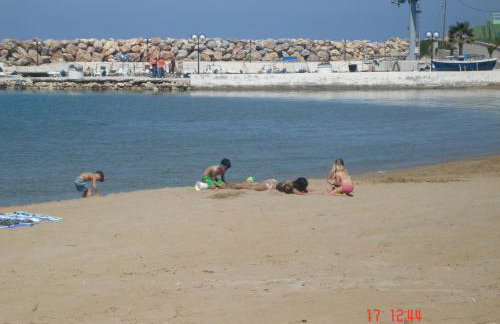 Breathtaking sea and Mountain views with Private pool, Peace full relaxing Villa with WiFi near Shops and Restaurants - Photo 45