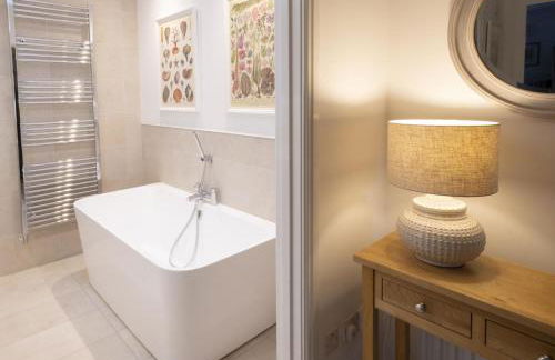 Samphire Barn - Photo 24