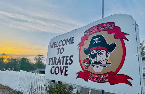 The Lakeside Loft- KY Lake Escape - Pirates Cove - Foto 55