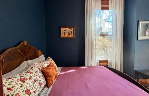 Large Historical Home for Groups Walk to Downtown! - Foto 63