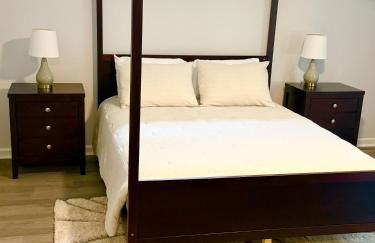 Bright, Cozy & Convenient - Minutes from UAB, Airport and Downtown Fun! - Foto 47