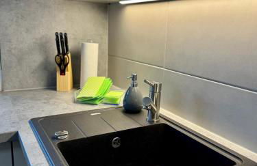 Modernes 2-Zi Apartment mit Terrasse und Garten - Foto 23