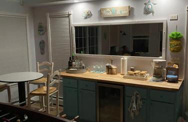 Caseville Splash and Sand Beach House - Photo 18