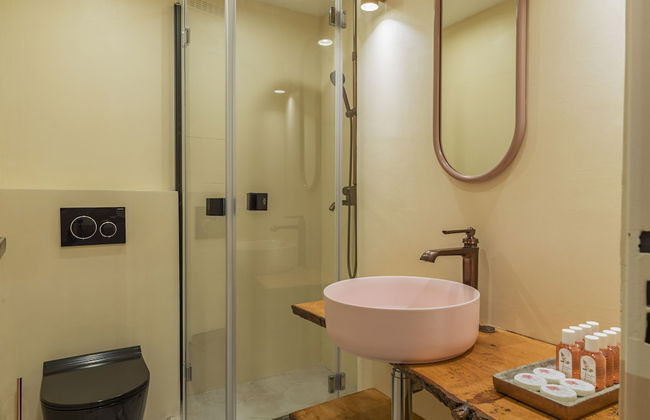 Rose & Garden - Eiffel Tower - Photo 23