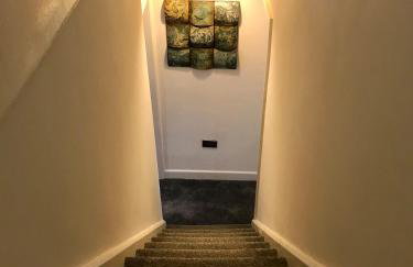 Stylish 3 Bedroom House Only 5 Mins From M6/m58 - Foto 33