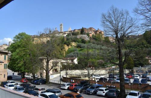 Casa con vista sul Duomo, 400 m da Piazza del Campo - Photo 17