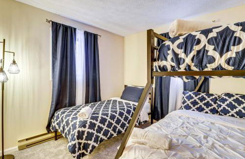 Scenic Views! Clifton Twp Chalet with Fire Pit, Deck - Foto 16