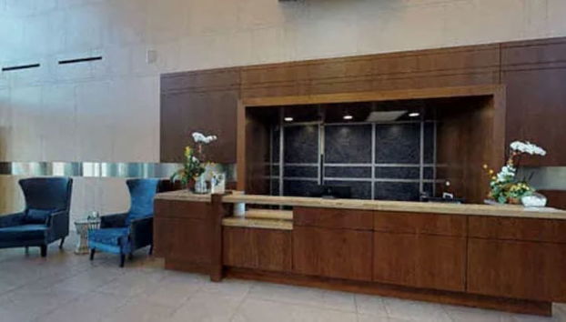 Pentagon Luxe Apartments - Photo 2, Lobby