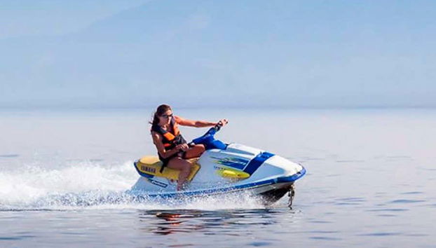 Jet skiing around Cabra Corral