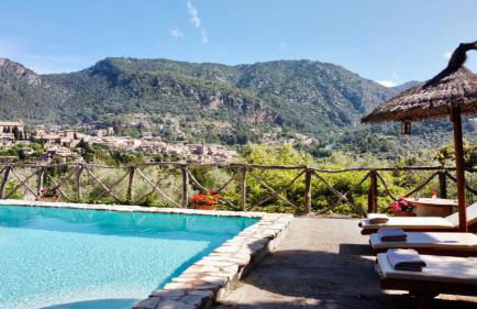 Fabulous Rustic Villa Set On Mountain With Unique Views - Foto 35