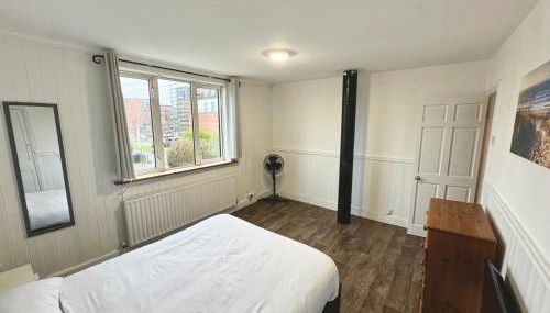 Detached 4Beds - Windsor Heathrow & London Access - Foto 4