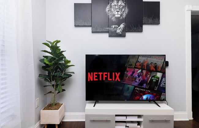 Seminole Heights Retreat - Photo 12