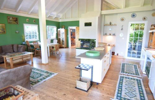 House with private beach by the lake, whirlpool - Foto 3