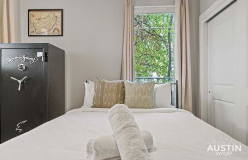 Enjoy DT Newly Renovated & Patio and Free Swim Club by Austin Vacay - Foto 29