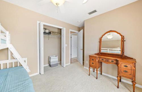 Waterfront St Johns River near springs with boat dock and water sports - Foto 49