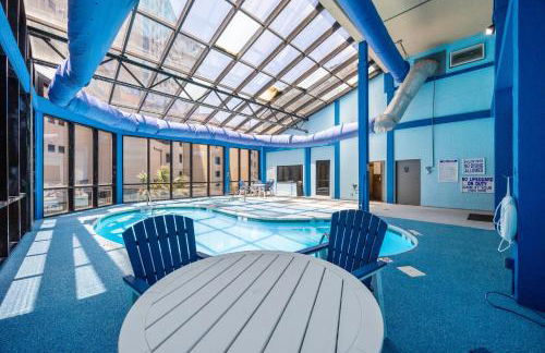 Modern Oceanfront 1 Bedroom Condo, Prime Location, Stunning Views at Beach Cove Resort - Foto 21