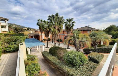 CAVALIERE LE LAVANDOU Au Chêne Liège - Foto 16