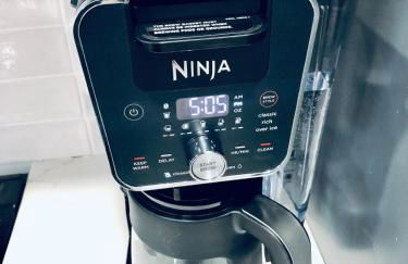 New Beautiful Contemporary Home in Pinole Hill - Foto 8