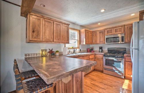 Lakefront Shell Knob Home with Deck and Gas Grill - Photo 7