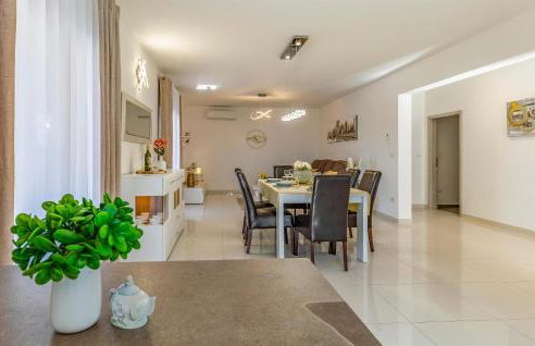 2 Bedroom Stunning Home In Skatari - Foto 31