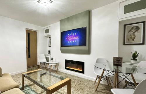 Fabulous Fiery Flat w body shower - Tylorstown - Foto 1