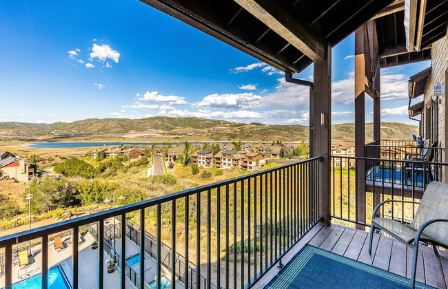 Lake View Ski Chalet - Photo 1