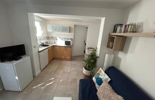 Two rooms with 30 m2 garden in villa - Foto 3