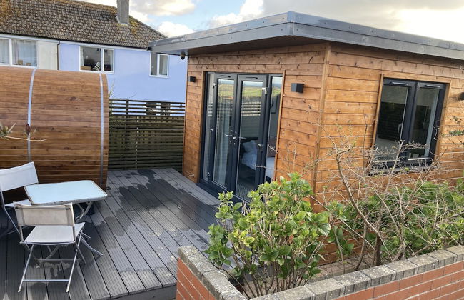 Contemporary Guest House With Outside Barrel Sauna - Foto 15