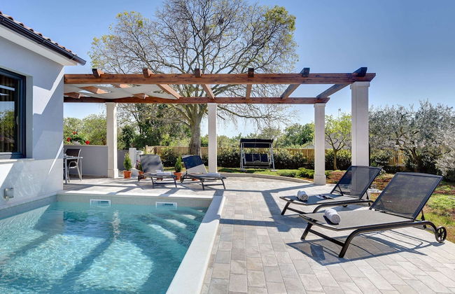 Holiday Home in Galizana With Pool & Beach - Foto 1