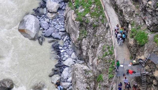 Canyon swing no Glacier Canyon - Foto 4