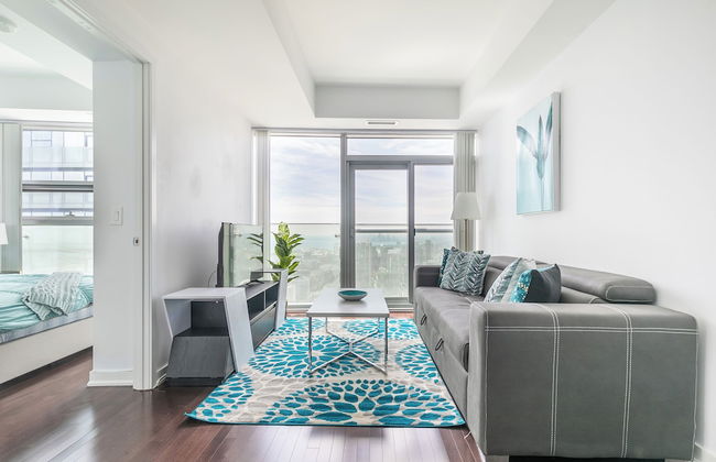 Maple Leaf Square - Photo 24