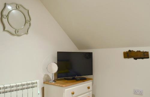 Treeview Lodge - Photo 16