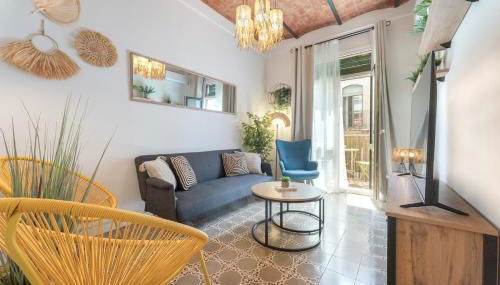 Piso Exclusivo con 5 Dormitorios en el Corazón de Tarragona - Foto 2