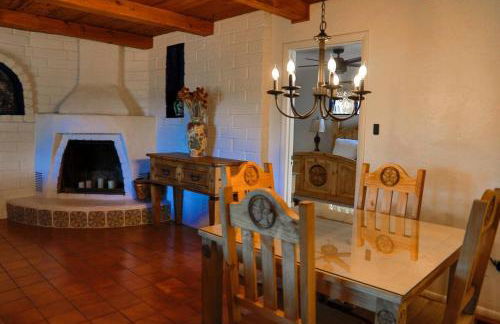 Garcia Hacienda Authentic Mexican Villa & Hot Tub - Foto 8