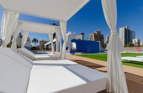 Urbano Blanco Apartments - Photo 2