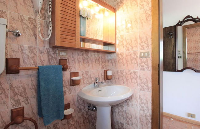 Large Apartment With Terraces in Val di Fiemme - Photo 9