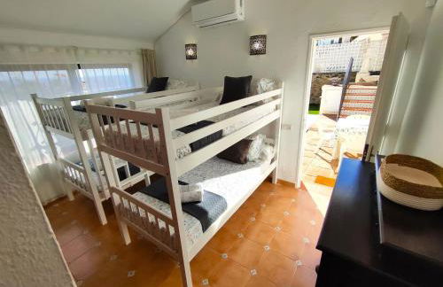 Evans Realty AL Villa & Piscina & Garaje & Playa - Photo 21