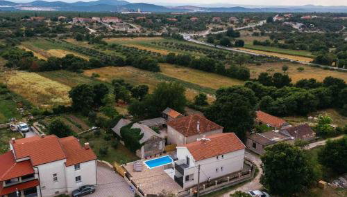 Holiday Home Sofia - quiet village&quick highway close to Biograd na Moru and Zadar - Foto 3