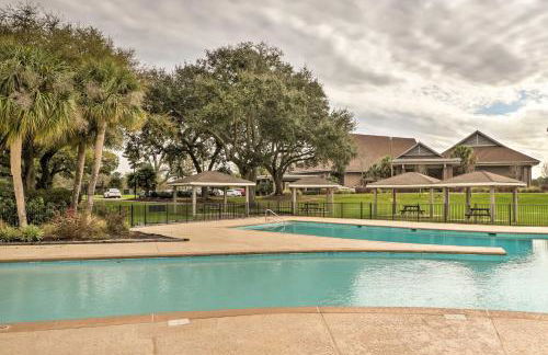 Diamondhead Condo - Marina, Pool Access and Golfing! - Foto 26