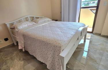 Cobertura com piscina no bairro mais charmoso de Cabo Frio, 400mts da praia do Forte - Foto 17