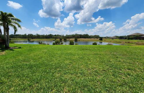 652- Spacious 5-Bedroom Villa with Pool, Spa & Scenic Lake Views - Foto 32