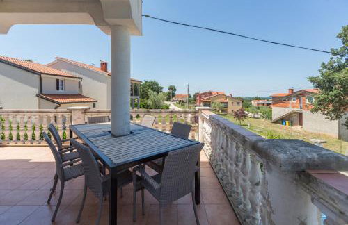 Holiday house with a swimming pool Radmani, Porec - 16440 - Photo 34