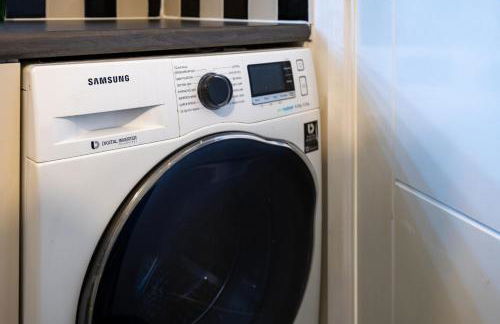 New large townhouse 3 bedrooms 4 beds and parking - Foto 20