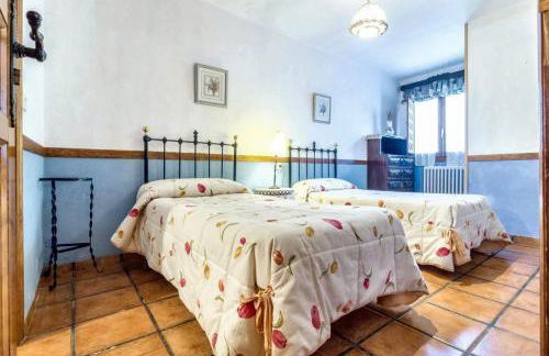 House with Jacuzzi and Mountain Views in Noguericas - Foto 4