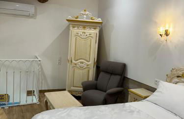 Studio familial a Mezzanine presbytère dans l'Église - Foto 9