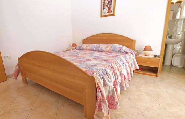 Apartment 1202 - Photo 3